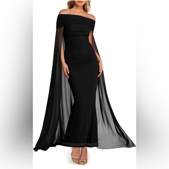 Off the shoulder Black Bodycon Maxi Dress - Picture 4 of 5